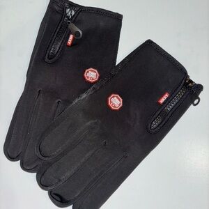 Black Windstopper Gloves